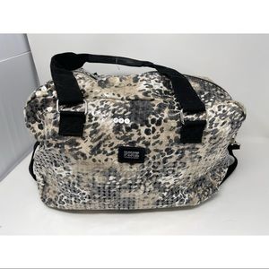 PINK Victoria’s Secret carry-all bag. Like new